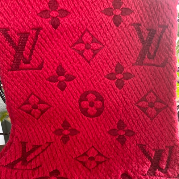 LOUIS VUITTON Wool Silk Logomania Scarf - Picture 6 of 8